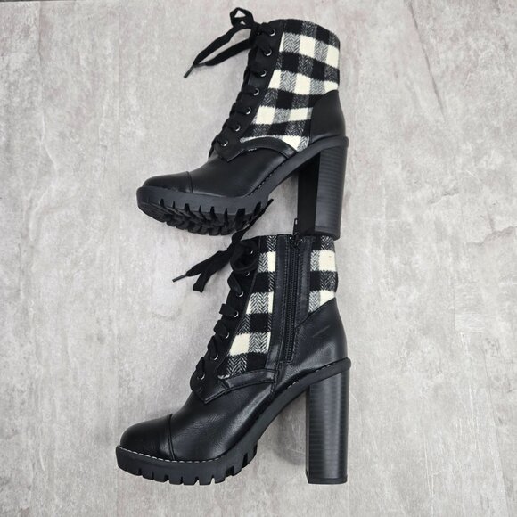 BCBG Lace Up High Heel Boots Plaid Black White Preppy Combat Hiker Boots Sz 5.5 - Picture 6 of 12